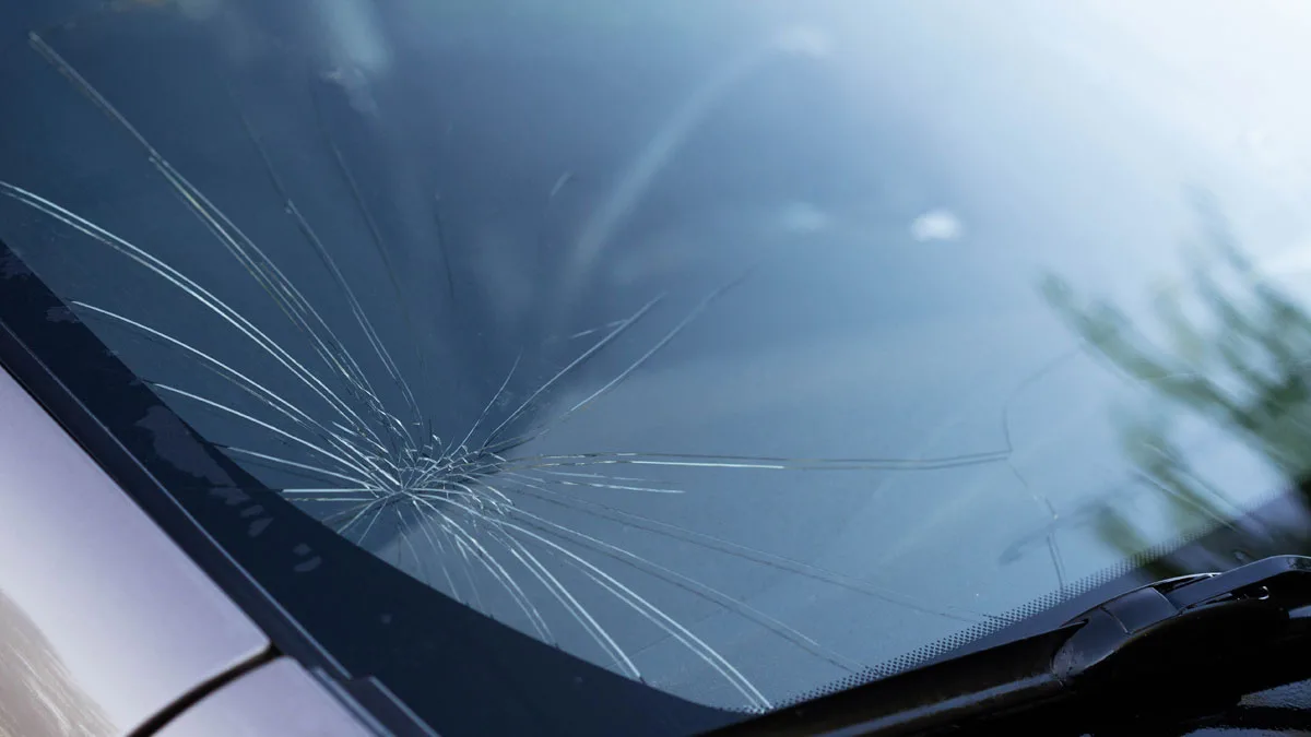 Is it illegal to Drive with a Cracked Windshield?