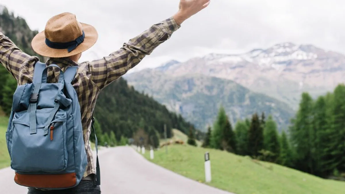 Is it illegal to Hitchhike in the U.S?